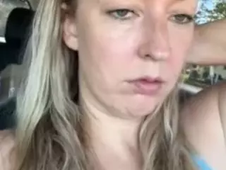 LucyAllen4201's Live Sex Cam Show