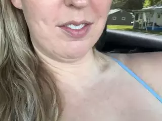 LucyAllen4201's Live Sex Cam Show