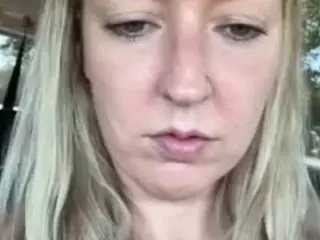 LucyAllen4201's Live Sex Cam Show