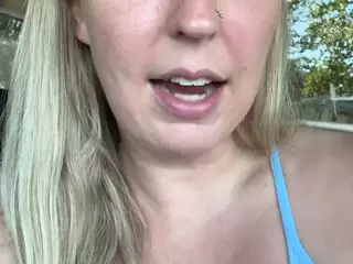 LucyAllen4201's Live Sex Cam Show