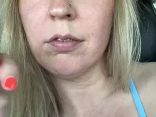 LucyAllen4201's Live Sex Cam Show
