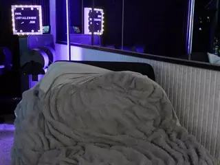 LucyAllen4201's Live Sex Cam Show