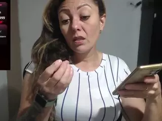 Elizabeth-clint1's Live Sex Cam Show