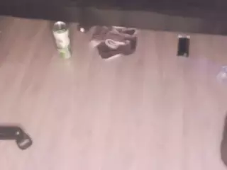 skymakesmewet's Live Sex Cam Show