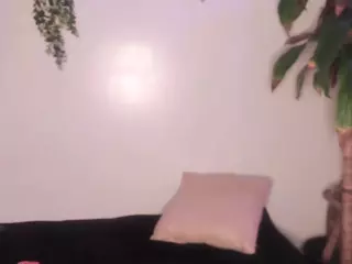 skymakesmewet's Live Sex Cam Show