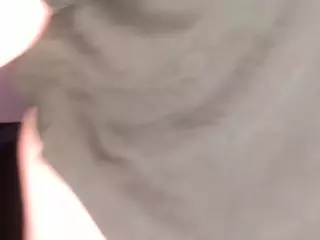 skymakesmewet's Live Sex Cam Show