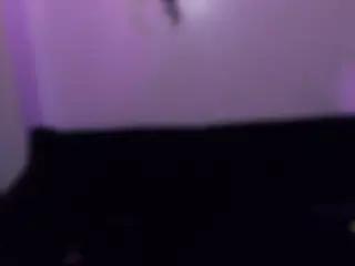 skymakesmewet's Live Sex Cam Show