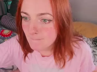 Alice-CutePerv's Live Sex Cam Show