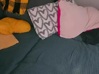 Alice-CutePerv's Live Sex Cam Show