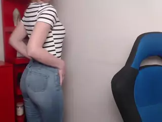 ZoeXox's Live Sex Cam Show