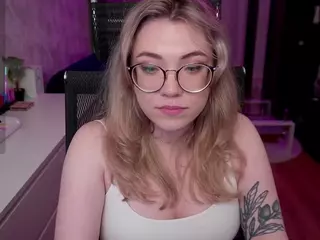 Astropie's Live Sex Cam Show