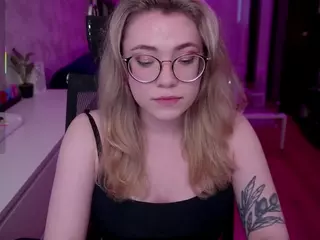 Astropie's Live Sex Cam Show