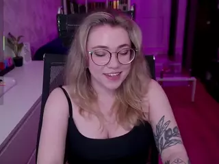 Astropie's Live Sex Cam Show