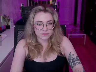 Astropie's Live Sex Cam Show