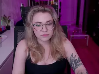 Astropie's Live Sex Cam Show