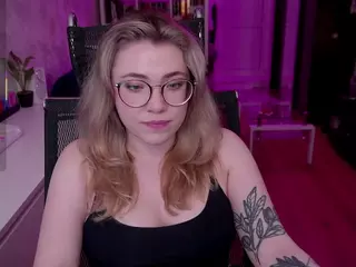 Astropie's Live Sex Cam Show