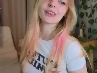 evangel1ne's Live Sex Cam Show