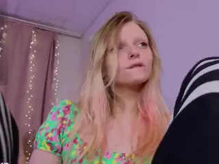 evangel1ne's Live Sex Cam Show