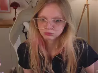 evangel1ne's Live Sex Cam Show