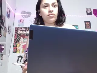 saray-extrovert's Live Sex Cam Show
