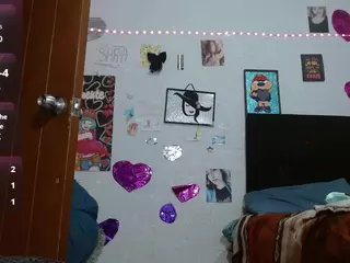 saray-extrovert's Live Sex Cam Show