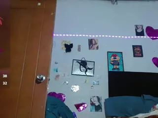 saray-extrovert's Live Sex Cam Show