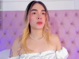 lucy-vega's Live Sex Cam Show