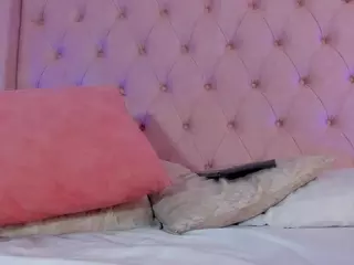 lucy-vega's Live Sex Cam Show