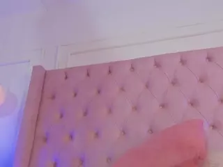 lucy-vega's Live Sex Cam Show