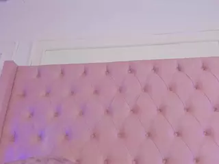 lucy-vega's Live Sex Cam Show