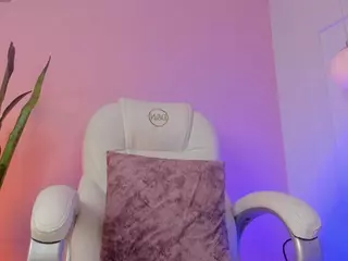 lucy-vega's Live Sex Cam Show