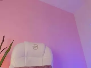 lucy-vega's Live Sex Cam Show