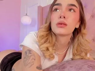 lucy-vega's Live Sex Cam Show