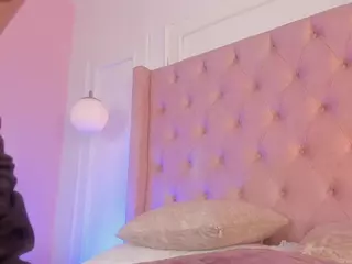 lucy-vega's Live Sex Cam Show