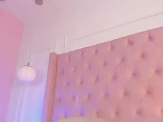 lucy-vega's Live Sex Cam Show