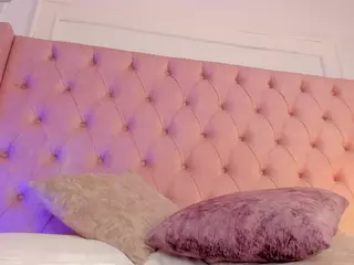 lucy-vega's Live Sex Cam Show