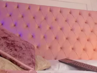 lucy-vega's Live Sex Cam Show