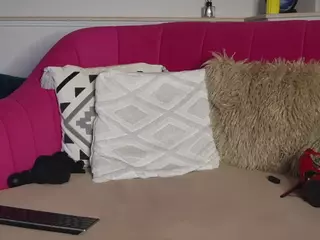 LoriMineli's Live Sex Cam Show