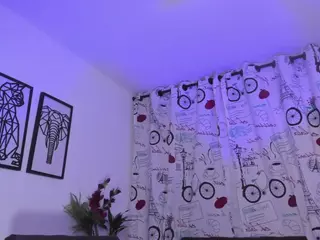 Dannaferrer's Live Sex Cam Show