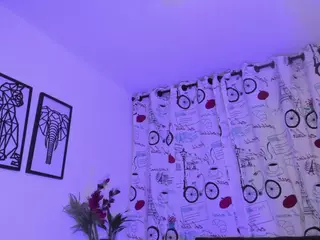 Dannaferrer's Live Sex Cam Show