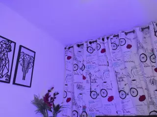 Dannaferrer's Live Sex Cam Show