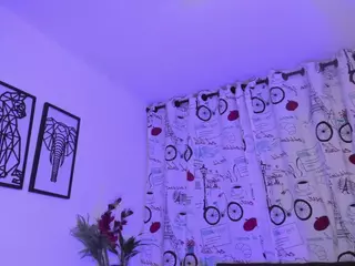 Dannaferrer's Live Sex Cam Show