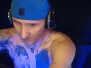 AntiSocialButterf1y's Live Sex Cam Show