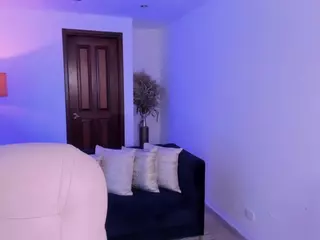 miia-evans's Live Sex Cam Show