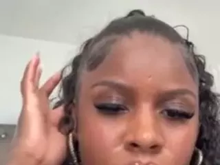Rayne Carter's Live Sex Cam Show