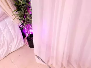 Melanie Miller's Live Sex Cam Show