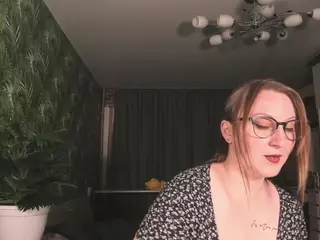 MiraYoung's Live Sex Cam Show