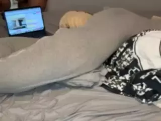 Ceecee's Live Sex Cam Show