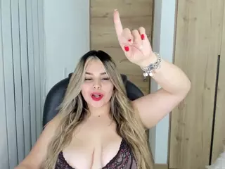 CAMILA's Live Sex Cam Show