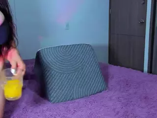 Luna Hatzel's Live Sex Cam Show